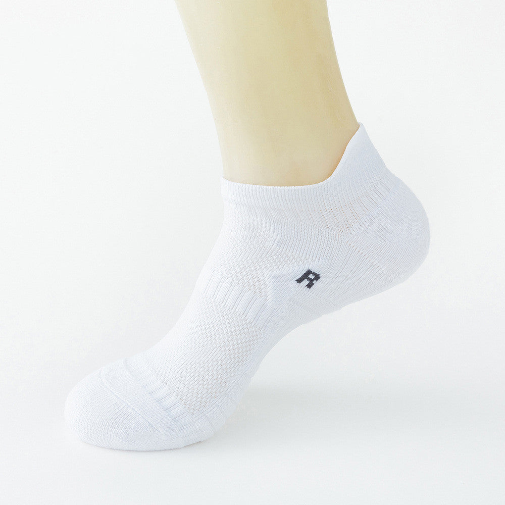 Essentials Athletic Ankle Socks in white 