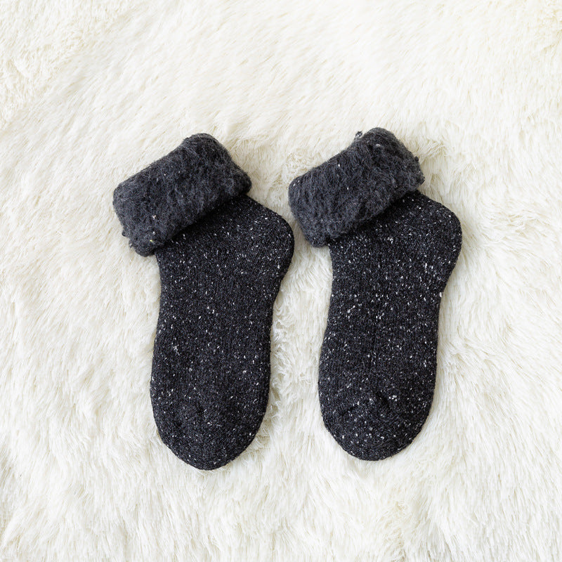 Cotton crew socks in black front picture