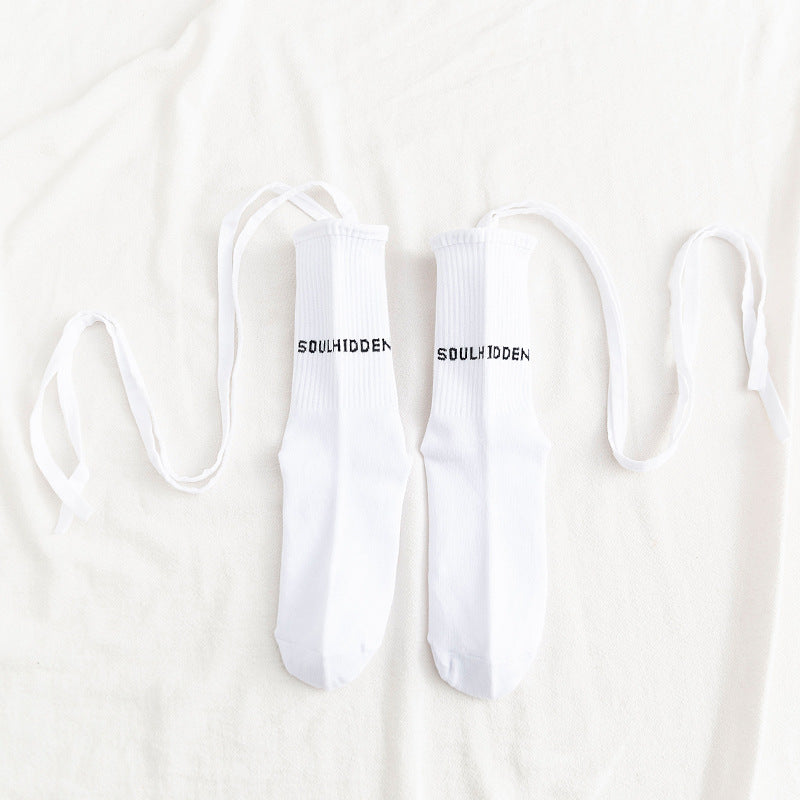 Soulhidden socks in white with tie