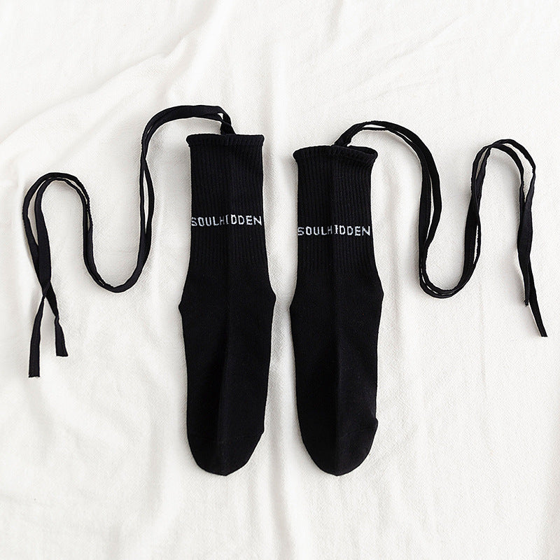 Soulhidden crew socks in black with tie