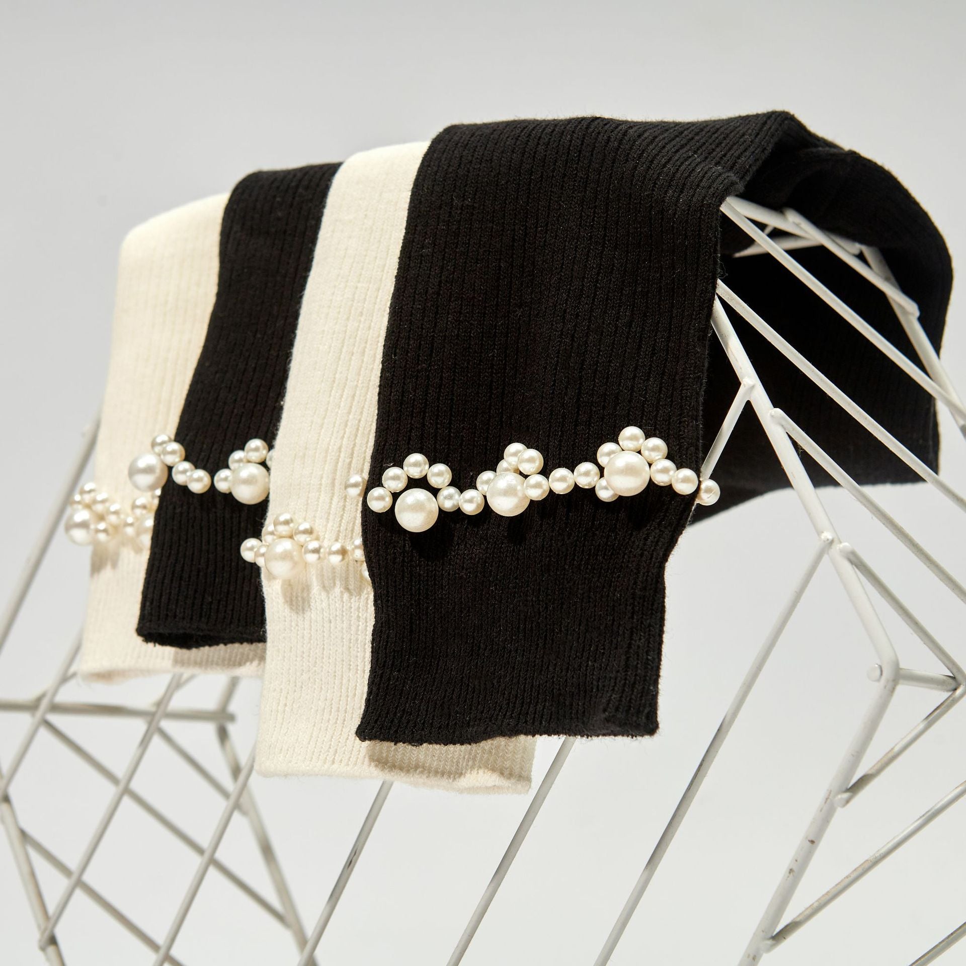 Elegance Socks with pearls