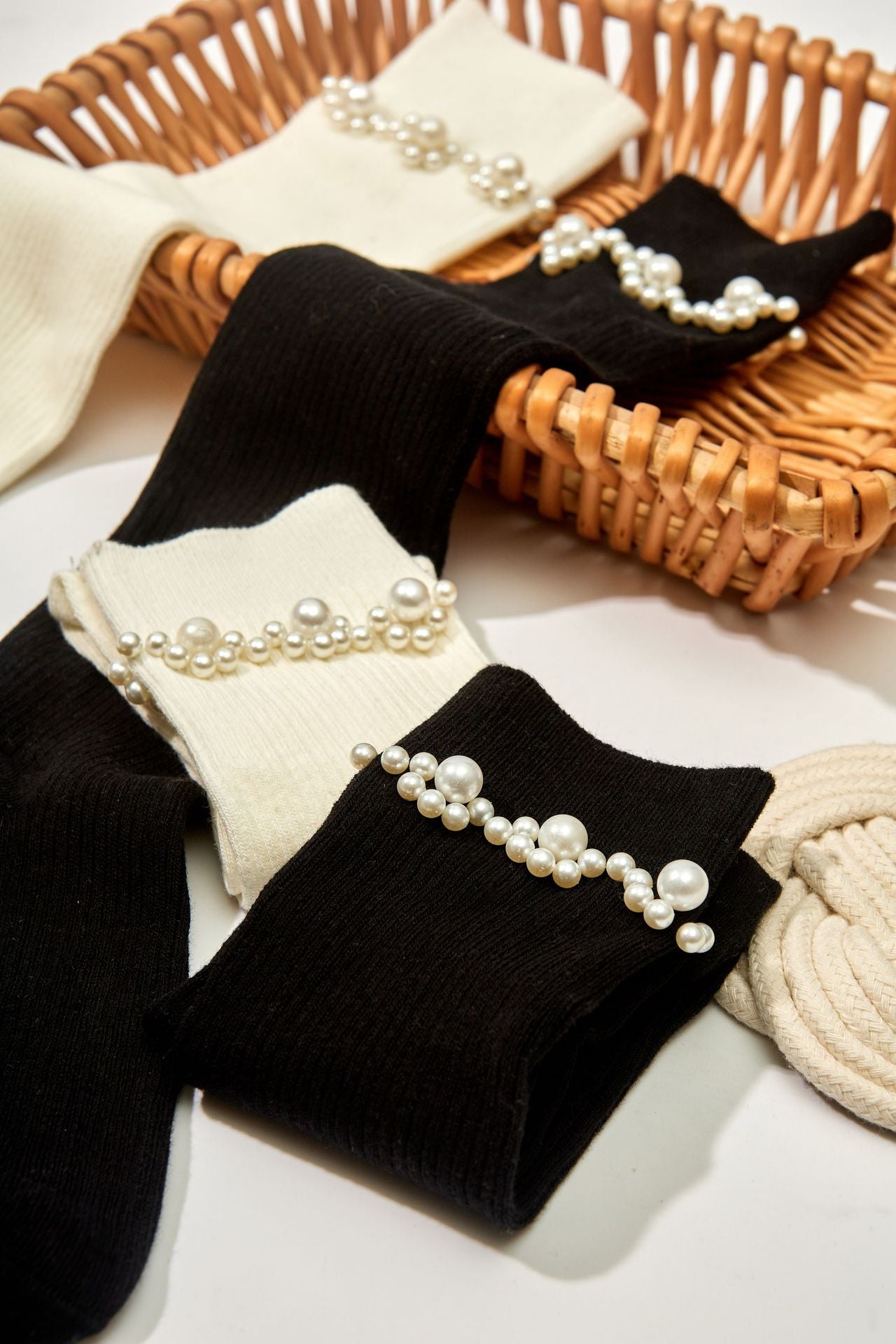 Elegance Socks with pearls